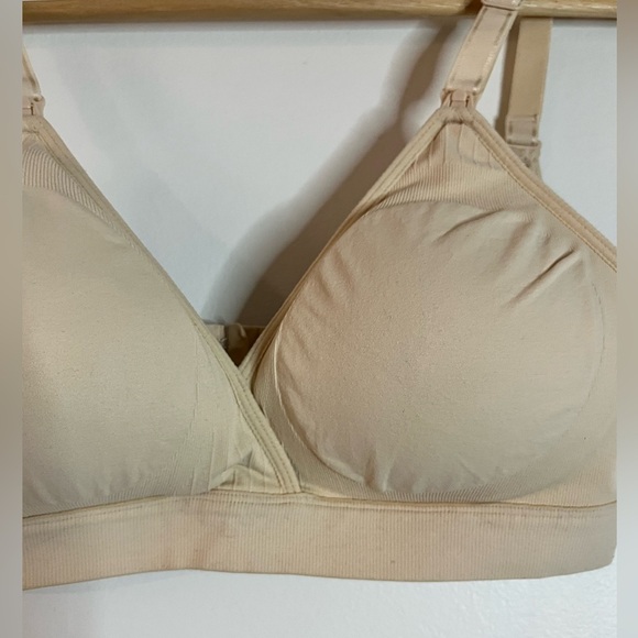 Beige Wireless Nursing Bra – Large | Adjustable, Soft & Supportive - Picture 9 of 11
